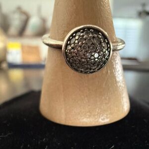 Elegant Silver-Toned Ring
